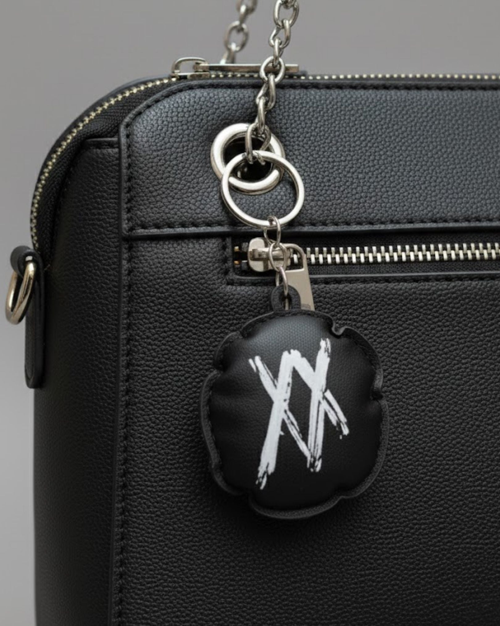 Black Puffy XX KeychainTauxxic