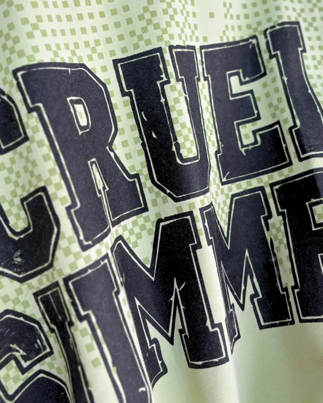Cruel Summer Boxy T-shirtTauxxic