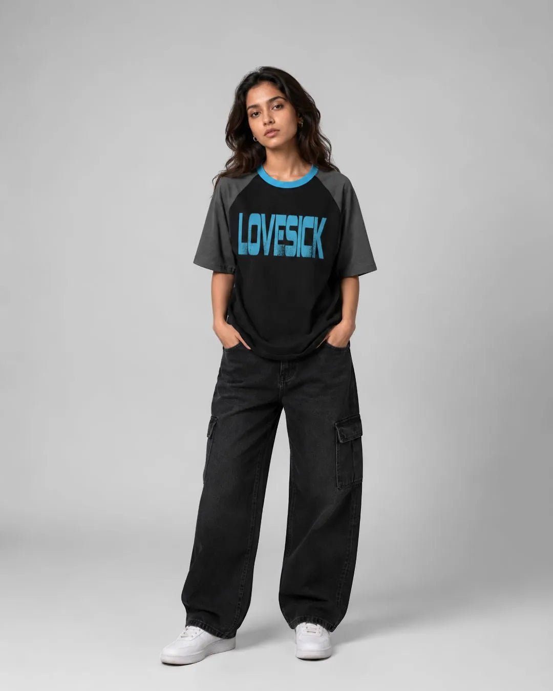 Lovesick Raglan T-shirtTauxxic
