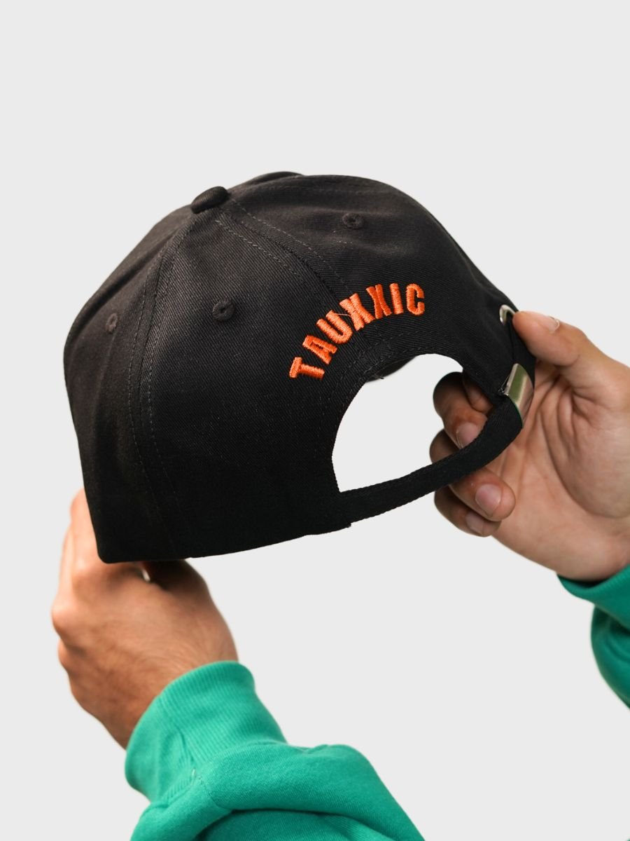 Signature Cap - BlackTauxxic